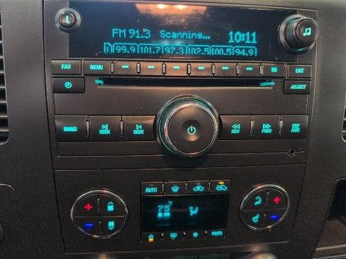 Certified 2013 GMC Sierra 1500 SLE w/ Power Tech Package image 18