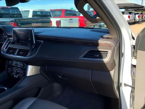 Used 2021 Chevrolet Tahoe LT image 16