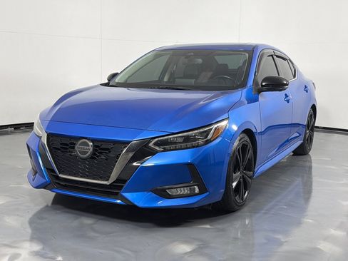 Used 2020 Nissan Sentra SR w/ Premium Package FWD image 10