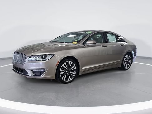 Used 2018 Lincoln MKZ Reserve w/ Climate Package AWD/4WD image 9
