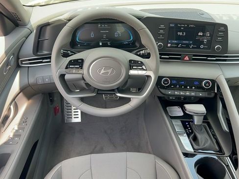 New 2026 Hyundai Elantra SEL Sport Premium FWD image 9