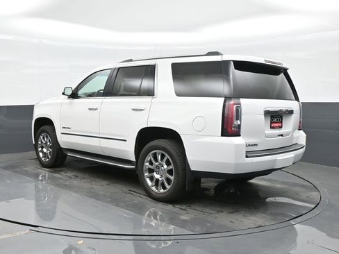 Used 2018 GMC Yukon Denali image 3