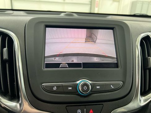 Used 2024 Chevrolet Equinox LT AWD/4WD image 15