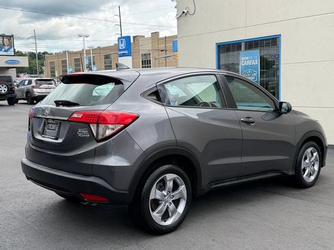 Used 2019 Honda HR-V LX image 23