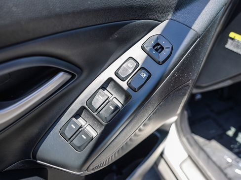 Used 2015 Hyundai Tucson Limited FWD image 9