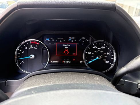 Used 2021 Ford F250 Platinum w/ FX4 Off-Road Package AWD/4WD image 22