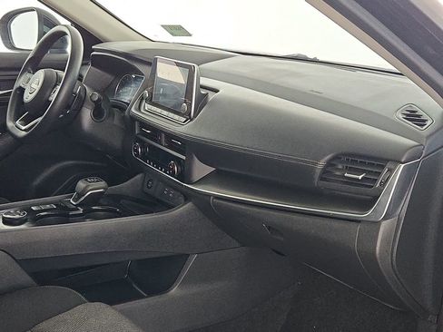 Used 2024 Nissan Rogue SV AWD/4WD image 34