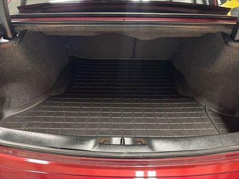 Used 2019 Chrysler 300 Touring w/ Sport Appearance Package image 19