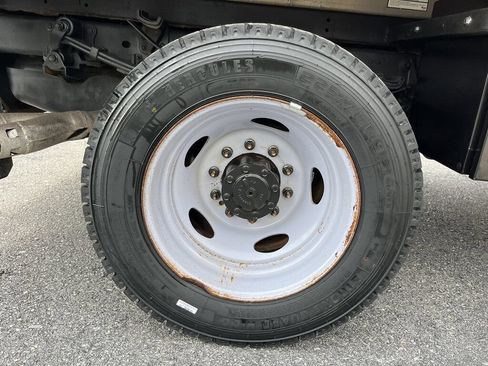 Used 2019 Ford F550 4x4 Regular Cab Super Duty image 19