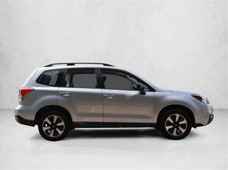 Used 2017 Subaru Forester 2.5i w/ Alloy Wheel Package AWD/4WD video 4