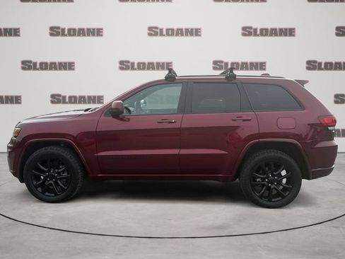 Used 2021 Jeep Grand Cherokee Laredo X AWD/4WD image 2