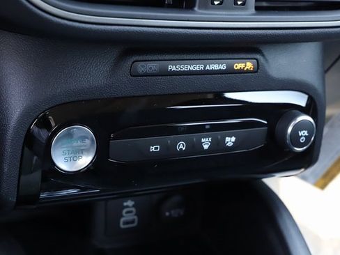 Used 2024 Ford Escape Active w/ Tech Pack #2 image 32