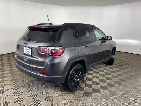 Used 2023 Jeep Compass Altitude w/ Convenience Group image 22