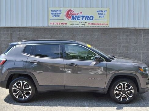 Used 2024 Jeep Compass Limited AWD/4WD image 9