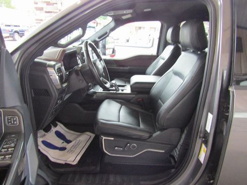 Used 2022 Ford F150 Lariat w/ Equipment Group 502A High image 27