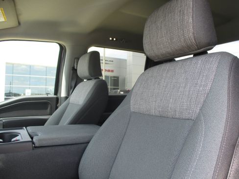 Used 2024 Ford F250 XLT w/ XLT Premium Package AWD/4WD image 15