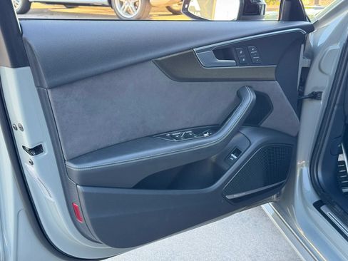 Used 2019 Audi S4 Premium Plus w/ Premium Plus Package AWD/4WD image 10