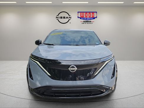 Used 2025 Nissan Ariya AWD image 6