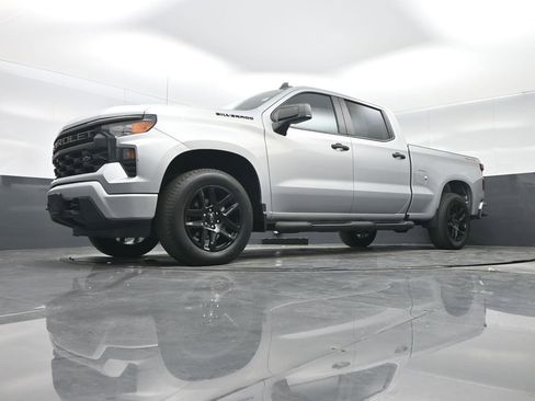 Used 2022 Chevrolet Silverado 1500 Custom w/ Rally Edition image 26
