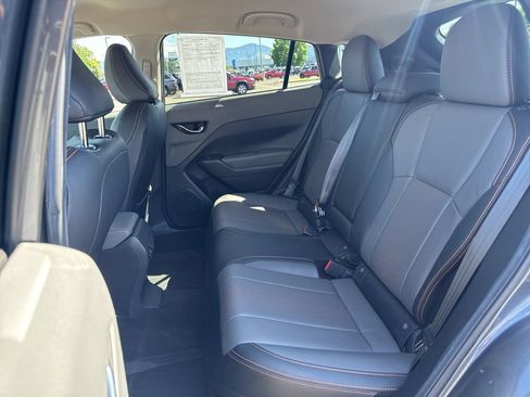 Used 2024 Subaru Crosstrek 2.5i Limited w/ Crosstrek Mirror Package AWD/4WD image 11