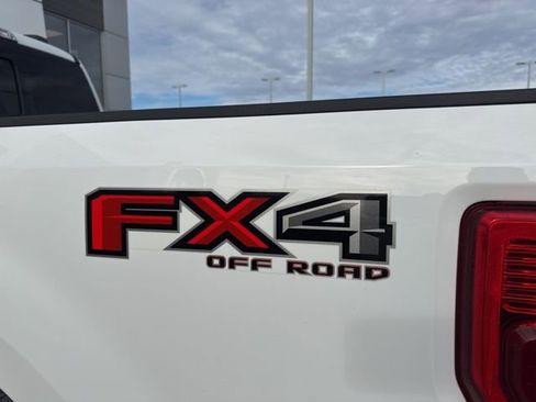 Used 2020 Ford F350 Lariat w/ Chrome Package image 8