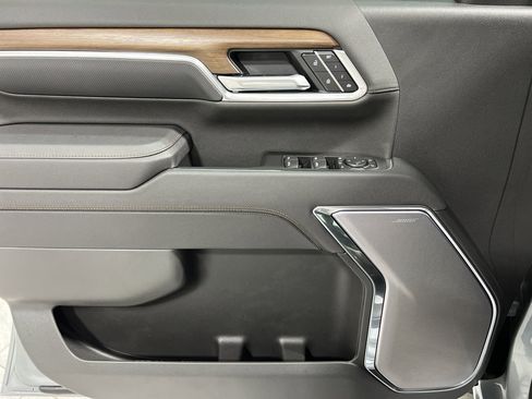 New 2025 Chevrolet Silverado 2500 High Country w/ High Country Premium Package image 21