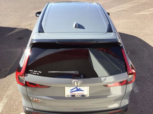 Used 2025 Honda CR-V EX-L image 17