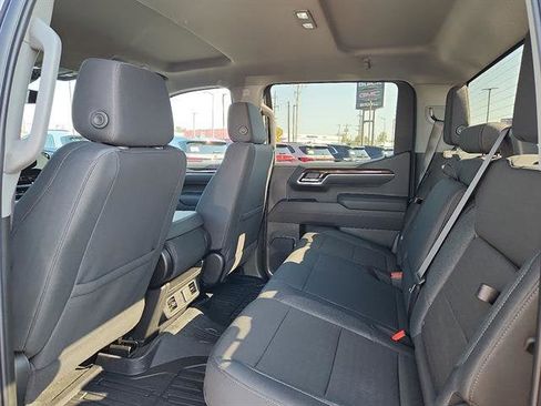 New 2026 GMC Sierra 1500 Elevation image 10