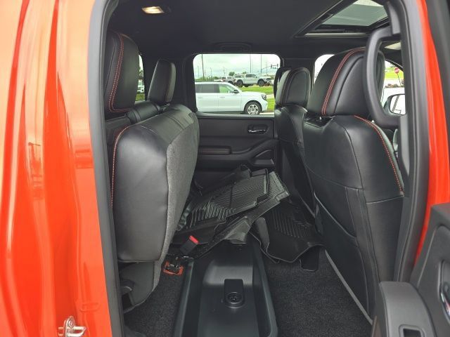 Used 2025 Nissan Frontier PRO-4X w/ Pro Premium Package AWD/4WD image 19
