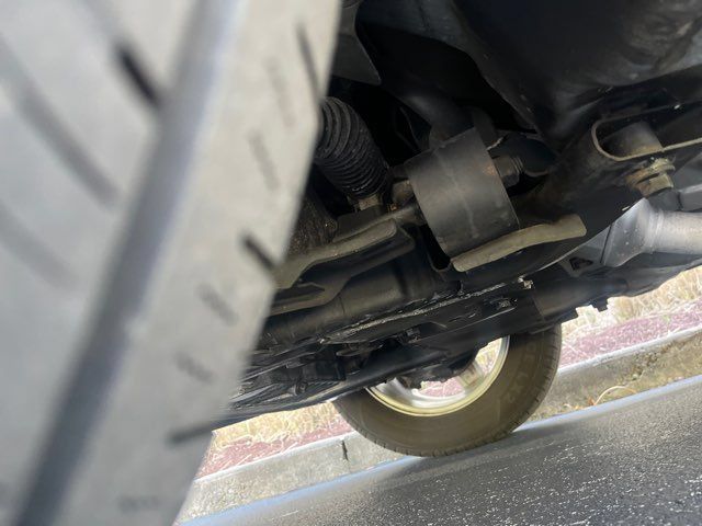 Used 2005 Chevrolet Equinox LT w/ Preferred Equipment Group FWD image 25