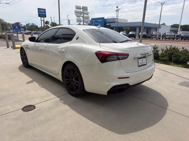 Used 2023 Maserati Ghibli Modena RWD image 3