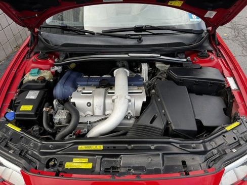 Used 2004 Volvo S60 R image 5