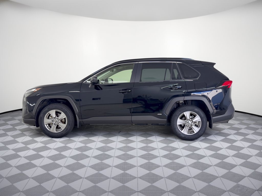Certified 2025 Toyota RAV4 LE AWD/4WD image 2