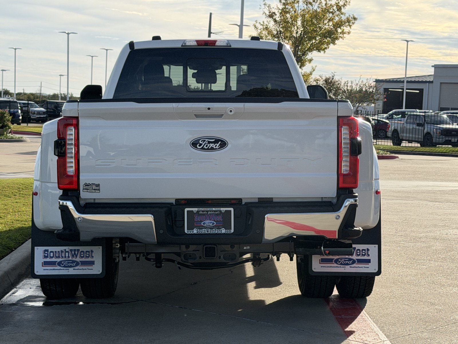 New 2027 Ford F350 Lariat w/ Lariat Premium Package AWD/4WD image 5