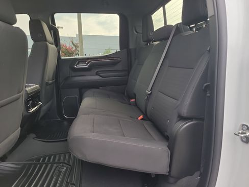 Used 2024 Chevrolet Silverado 1500 LT w/ Safety Package RWD image 12