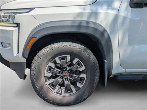 Used 2022 Nissan Frontier Pro-X RWD image 14