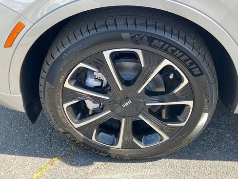 New 2026 Lincoln Nautilus Reserve image 13