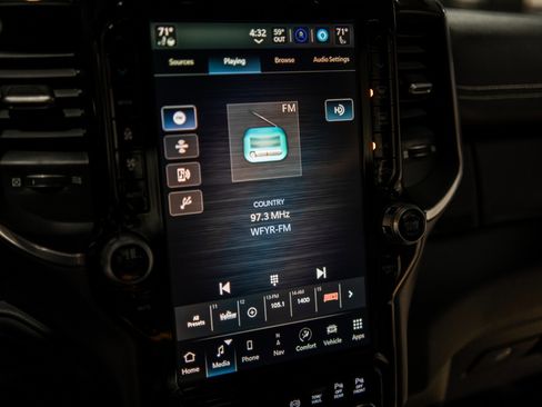 Used 2022 RAM 2500 Laramie image 29