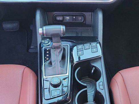 Certified 2024 Kia Sportage SX FWD image 18