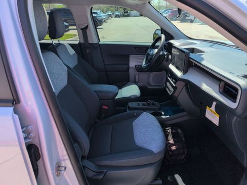 New 2026 Ford Maverick XLT image 14