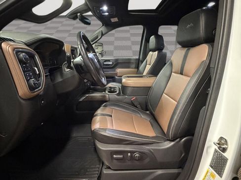 Used 2021 Chevrolet Silverado 3500 High Country w/ Z71 Off-Road Package image 8