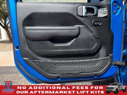 Used 2022 Jeep Wrangler Sport AWD/4WD image 16
