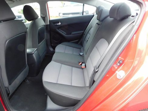 Used 2016 Kia Forte LX w/ LX Popular Package FWD image 5