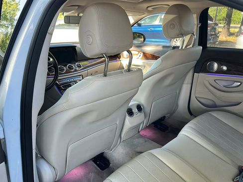 Used 2017 Mercedes-Benz E 300 4MATIC image 15