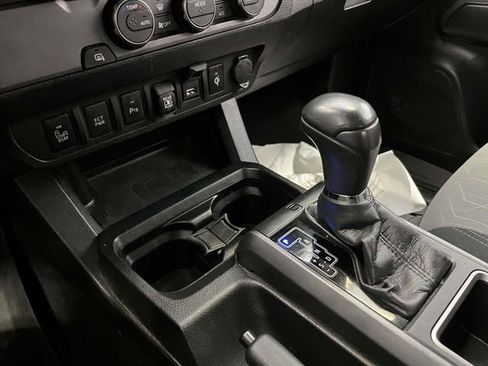 Certified 2021 Toyota Tacoma TRD Off-Road w/ Technology Package image 24