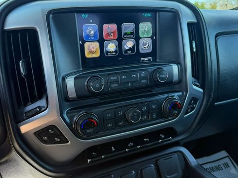 Used 2018 GMC Sierra 1500 SLT w/ SLT Premium Package AWD/4WD image 25