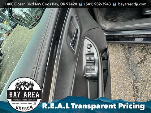 Used 2016 Chevrolet Impala LT image 12