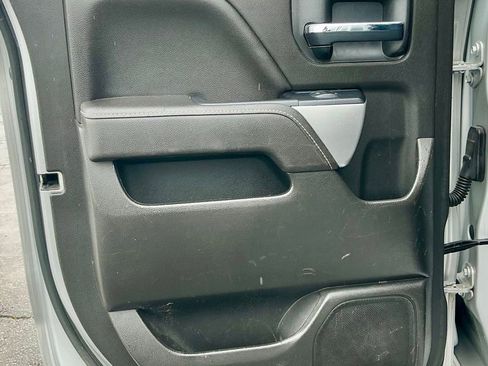 Used 2018 Chevrolet Silverado 1500 LT w/ All Star Edition AWD/4WD image 30