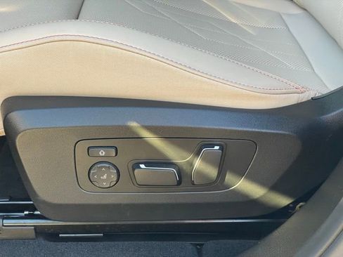 Used 2026 BMW X3 xDrive30 w/ M Sport Package image 17