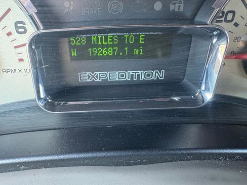 Used 2008 Ford Expedition EL Limited image 13
